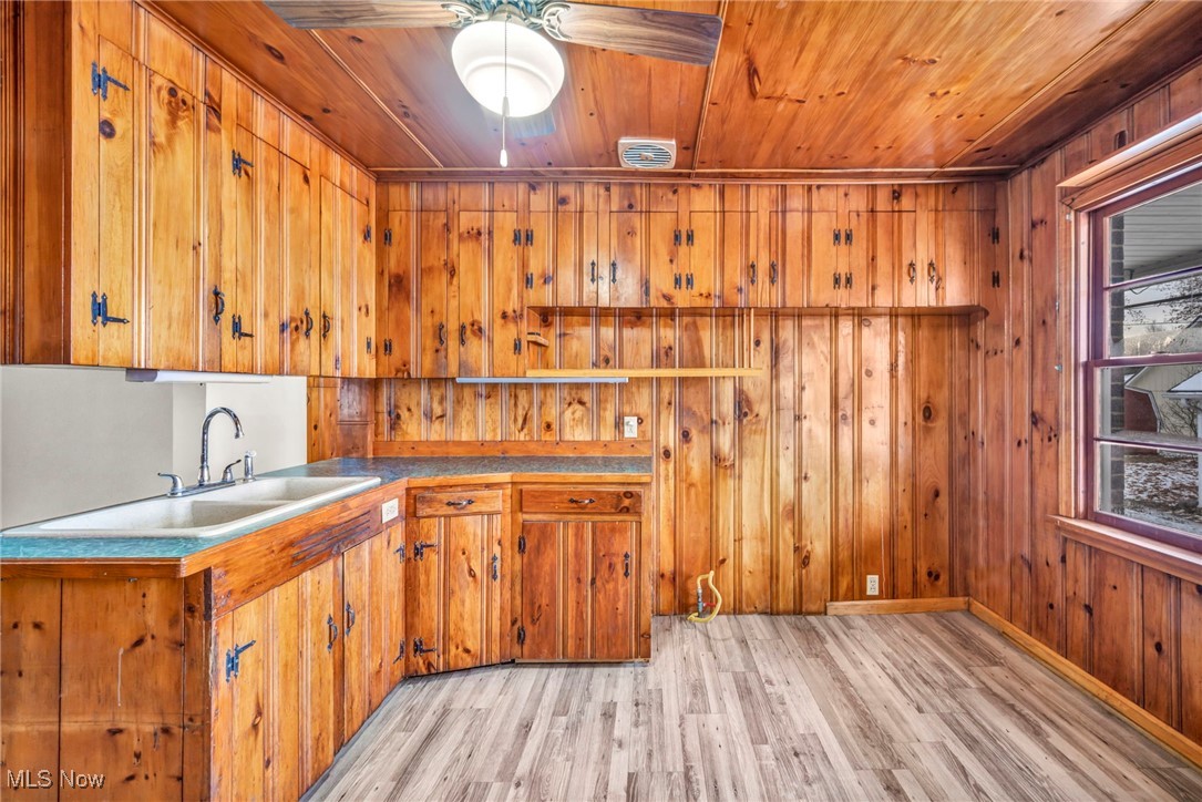 Village/Navarre - Residential