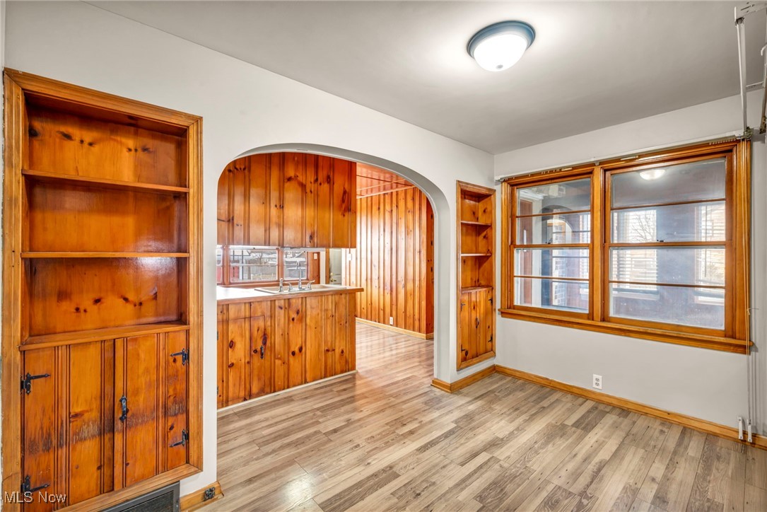 Village/Navarre - Residential