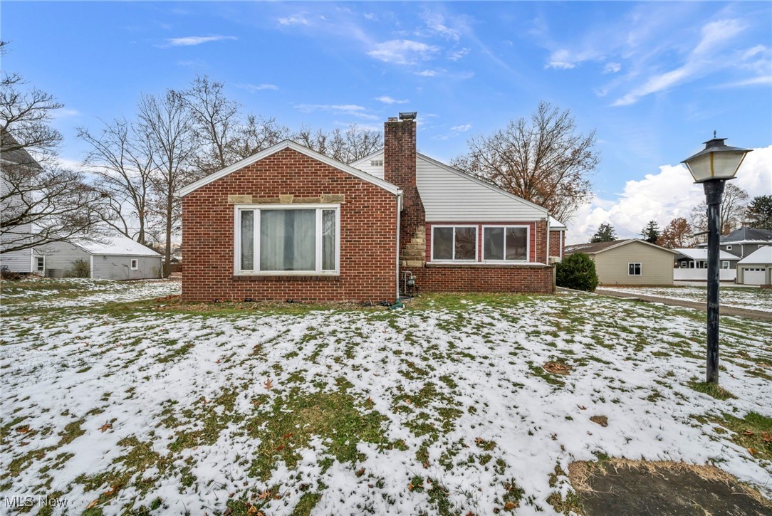 Village/Navarre - Residential