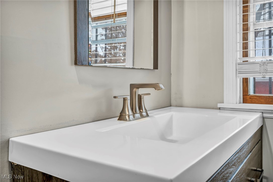 Village/Navarre - Residential