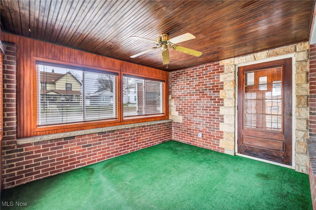 Village/Navarre - Residential