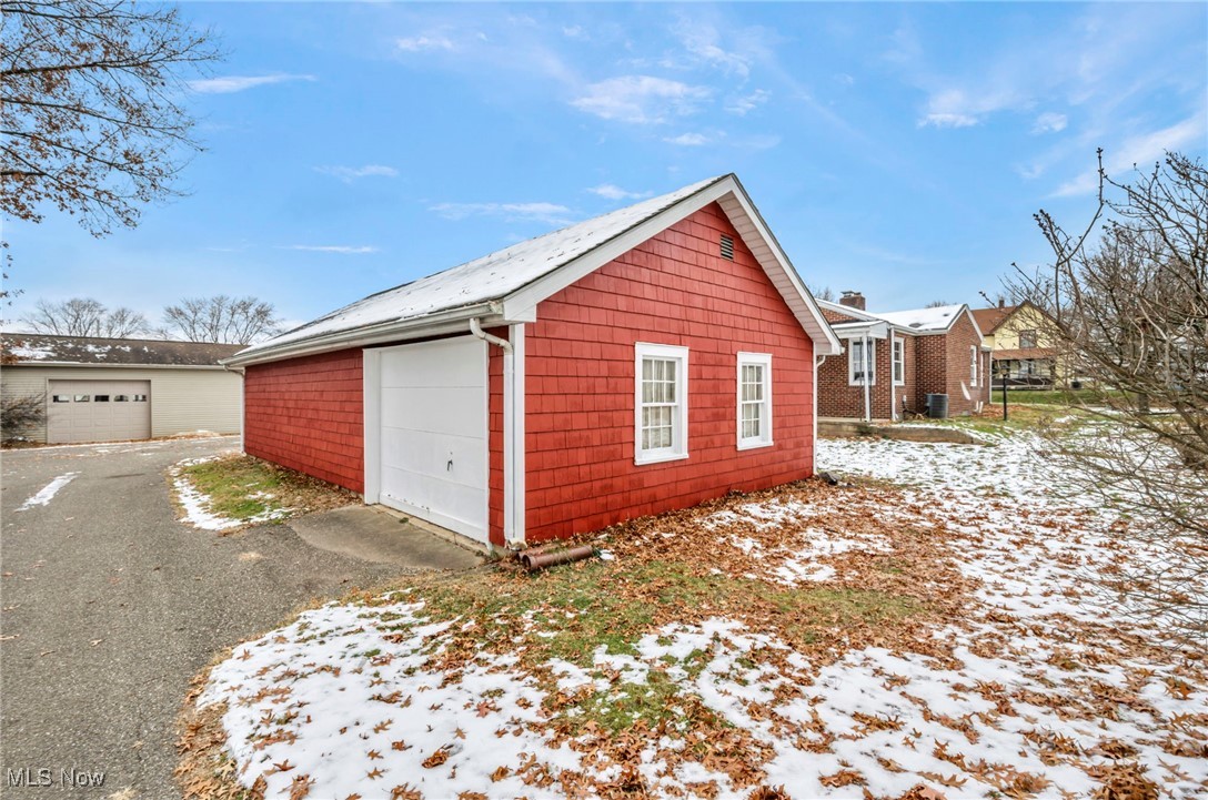 Village/Navarre - Residential