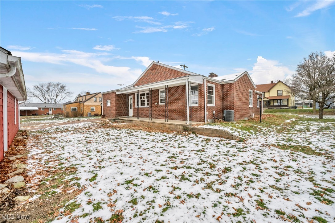 Village/Navarre - Residential