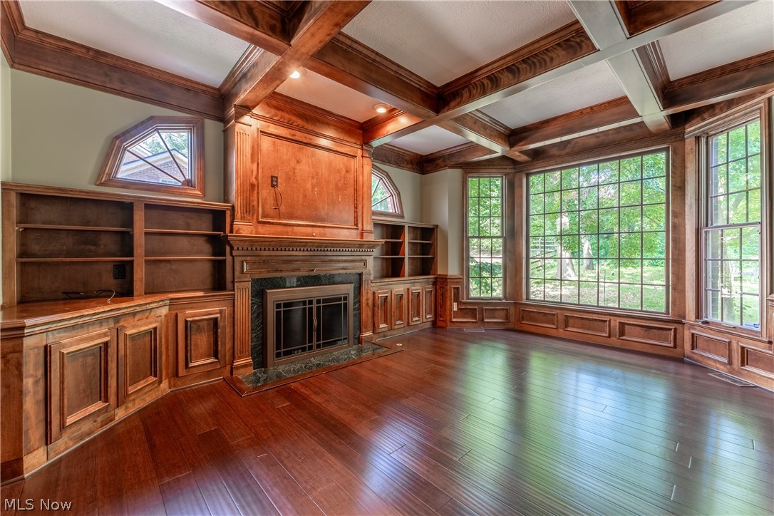 Foxchase Hills - Residential