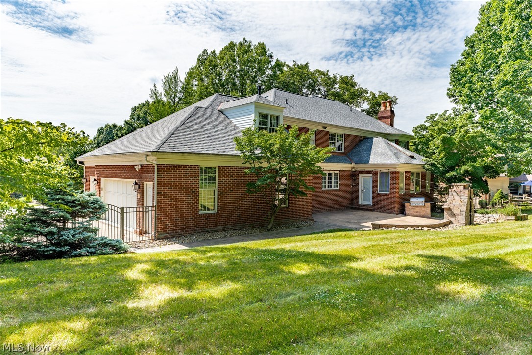 Foxchase Hills - Residential