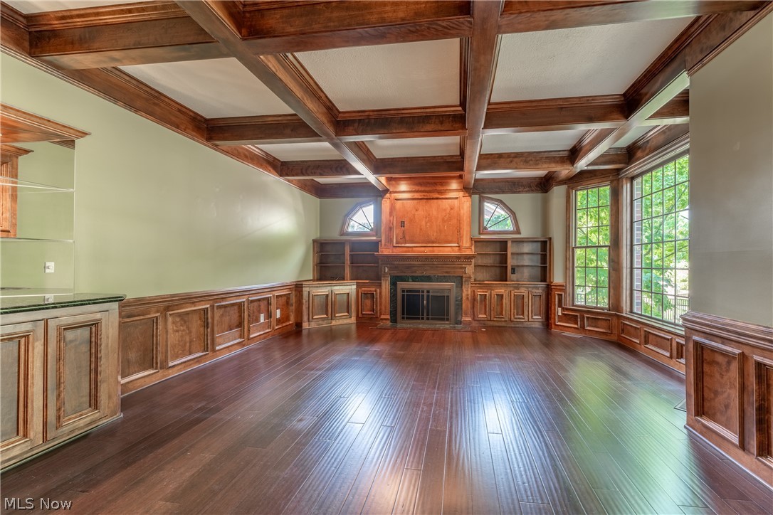 Foxchase Hills - Residential