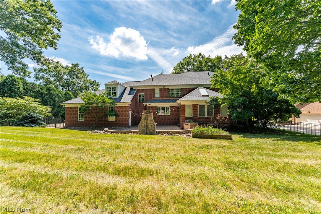 Foxchase Hills - Residential