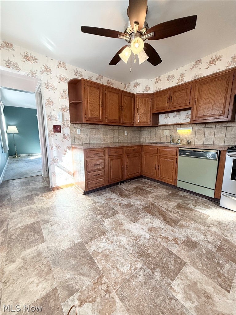 1508 33rd Street NE