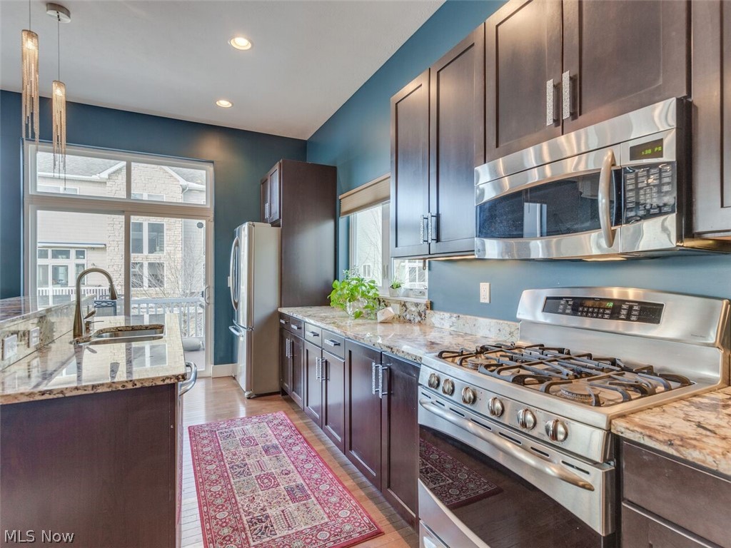 College Tract/S S Stones Surv - Residential