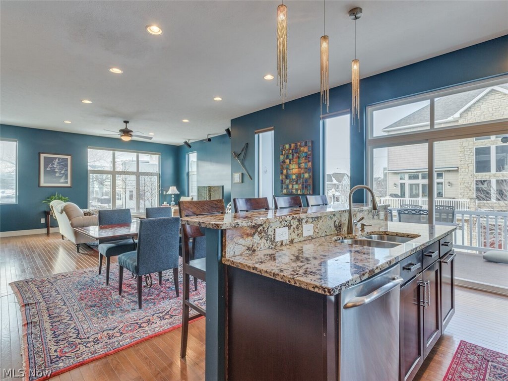 College Tract/S S Stones Surv - Residential