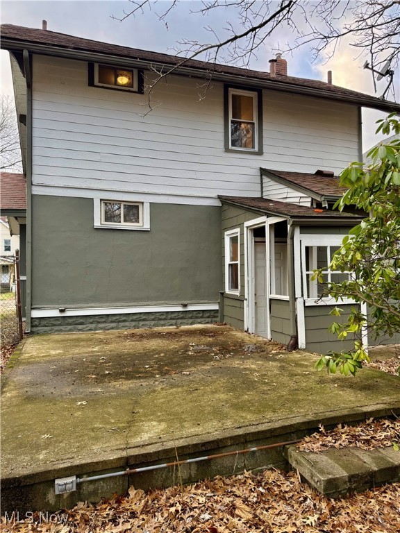 Colonial Homes - Residential