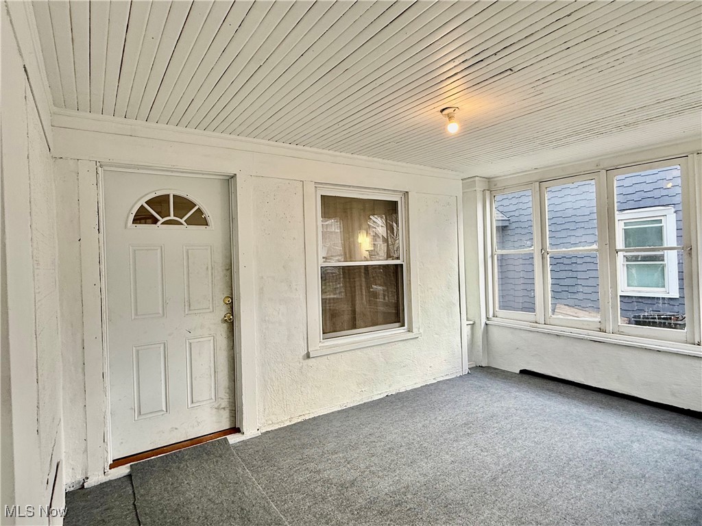 Colonial Homes - Residential