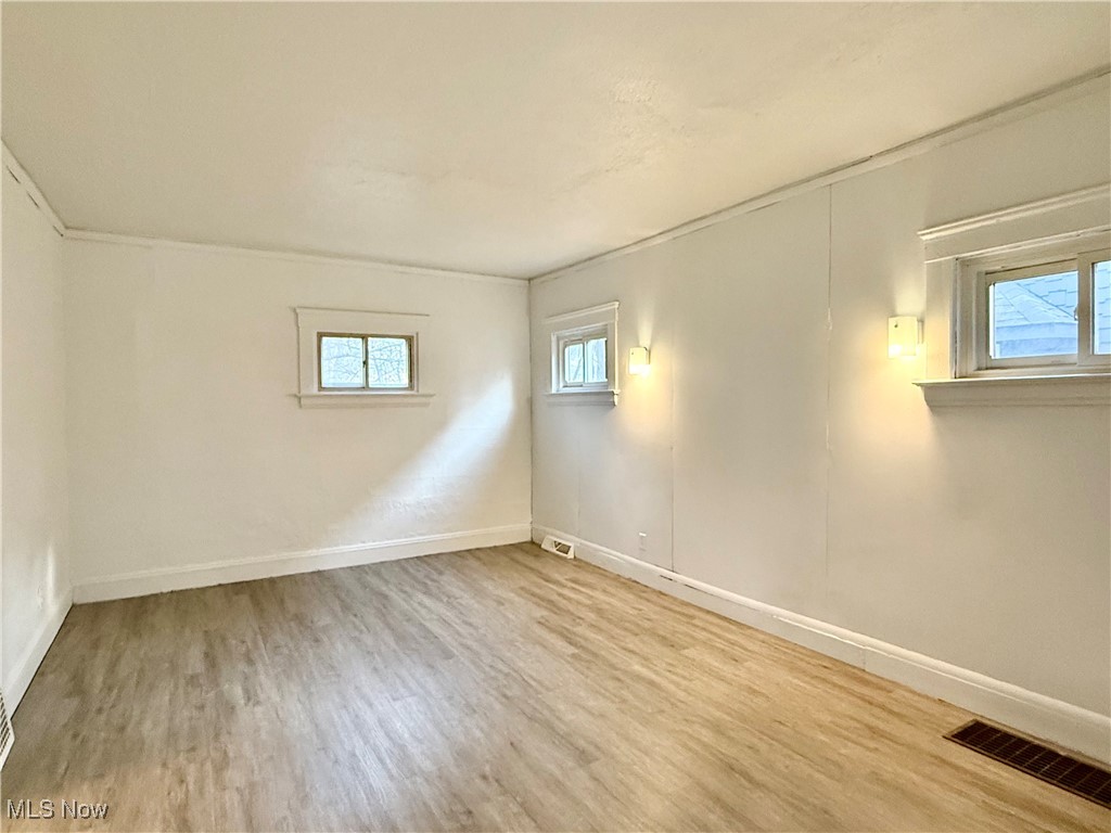 Colonial Homes - Residential