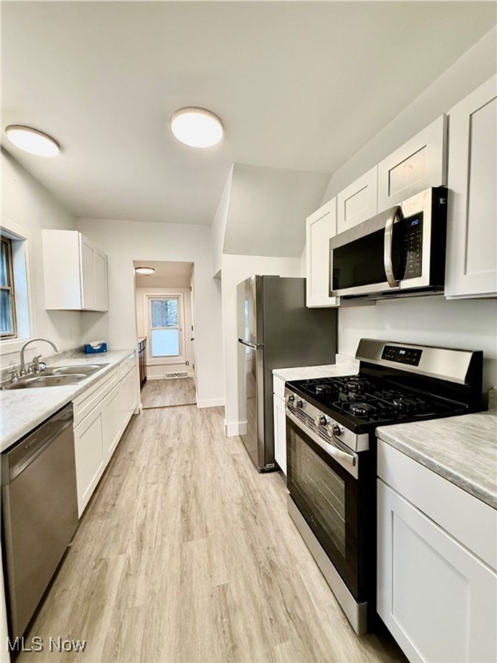 Photo of 499 Elbon Avenue, Akron, OH 44306 (MLS # 5180641)