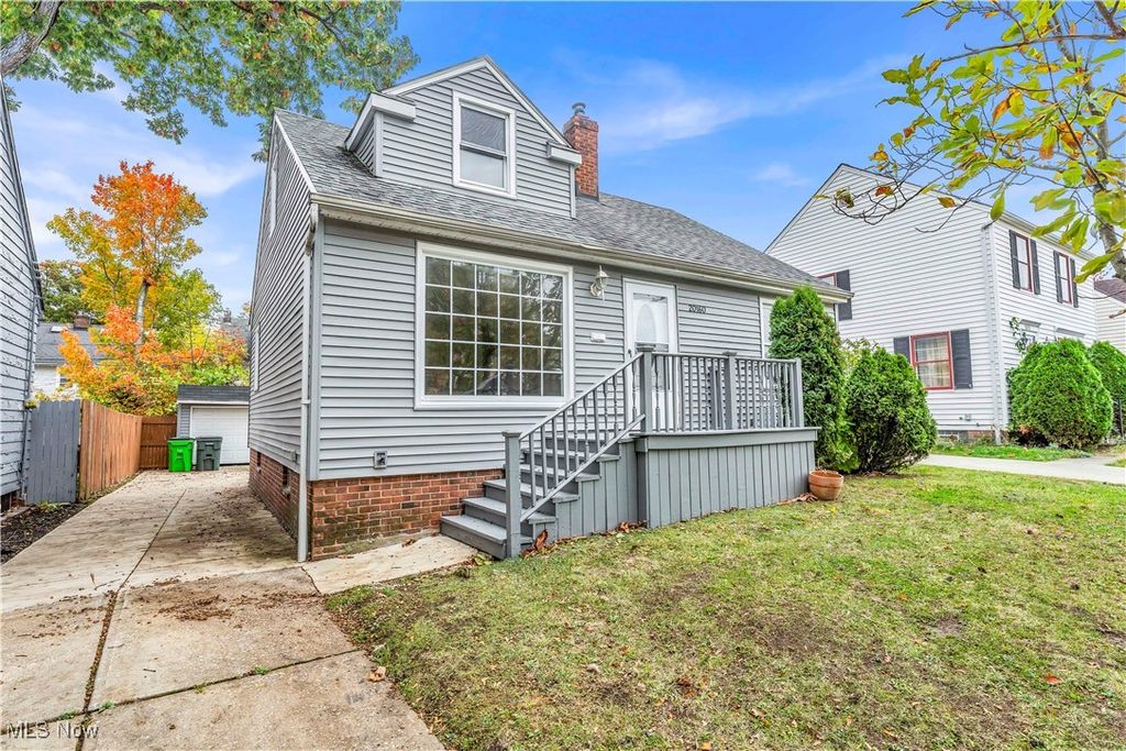 Photo of 20160 Beachview Drive, Euclid, OH 44117 (MLS # 5175328)