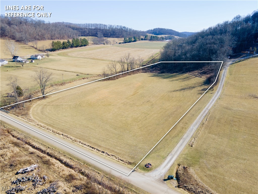 Bill Johns Road, Newcomerstown, Ohio image 3