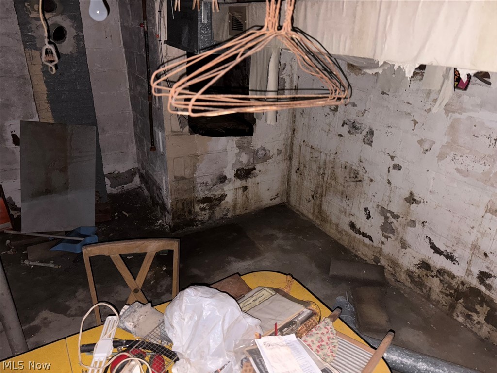 Jos Stanleys - Residential