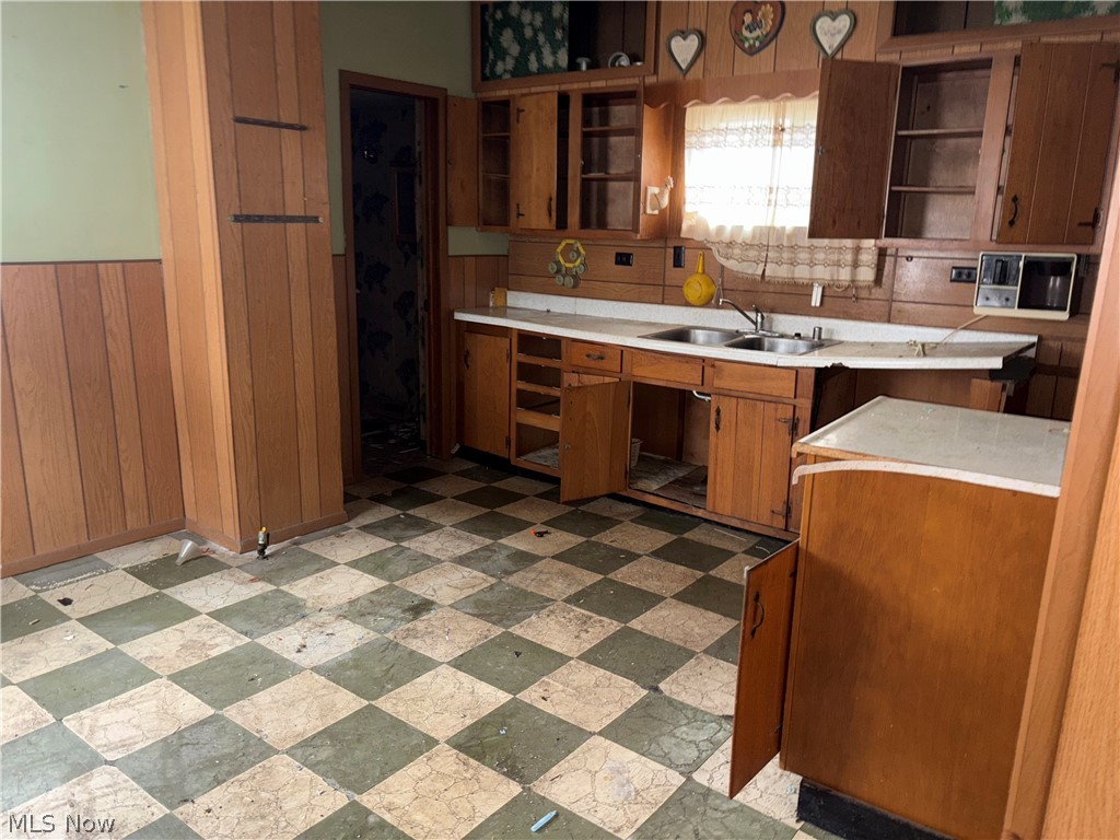 Jos Stanleys - Residential