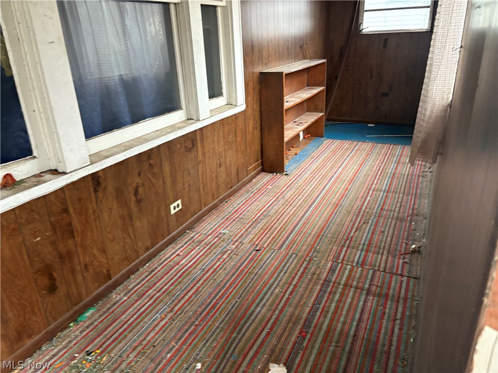 Jos Stanleys - Residential