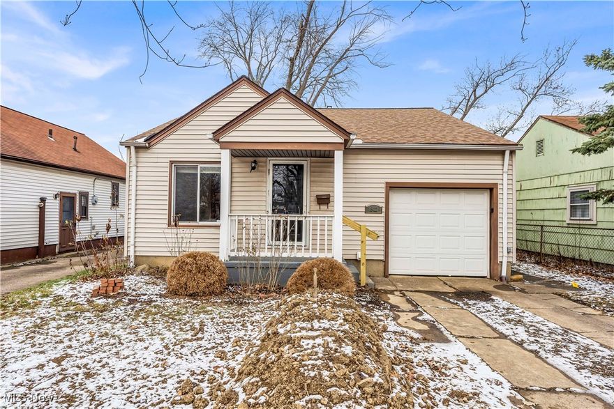 18412 Parkmount Ave, Cleveland -  Spacious 3 bed 1 bath single family home! //

$ 1345 rent / $ 1345 deposit //
$49 application fee per adult //
1-2 pets OK in this unit. After application pre-approval, a PetScreening is required for any animals to proceed with one of our properties; a PetScreening affidavit is still required if you have no pets. (Some breed restrictions apply per HUD guidelines). //
NO SMOKING //
1 time $149 non-refundable set up fee paid at lease signing //

$30/month required resident benefit package; can include personal property/liability insurance for an additional $5/month for $35/month total.  //

After application Pre-Approval 1 applicant per household application is required to fill out a PetScreening application, before being about to proceed with placing a Reservation Fee for one of our properties.  You will receive a pre-approval for your application and in order to proceed, the PetScreening is required. Even if you have NO pets - this application must be filled out. One time, non-refundable pet fee of $200-500 per animal applies to all pets & must be paid before or when you pay your first month rent. (No fee for qualified assistance animals). //

Our application is processed through secure site: Findigs, and they require ID and income verification. Without this, your application will not be processed. They offer 24/7 chat support on their application directly if you have any questions. //

BEDROOMS: 3 //
BATHROOMS: 1 //
APPLIANCES PROVIDED: Fridge, stove, microwave, and dishwasher   //
UTILITIES / RESIDENT RESPONSIBILITY: Residents are responsible for all utilities including: water/sewer/trash, gas & electric and are responsible to maintain lawn care, maintenance & snow removal. //

Serious inquiries only.