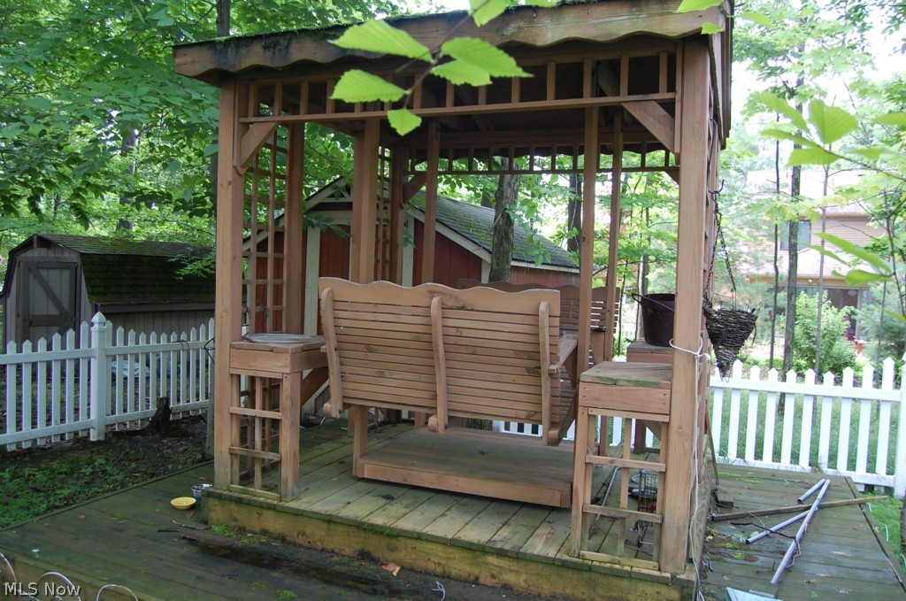 Royal-State 02 - Residential