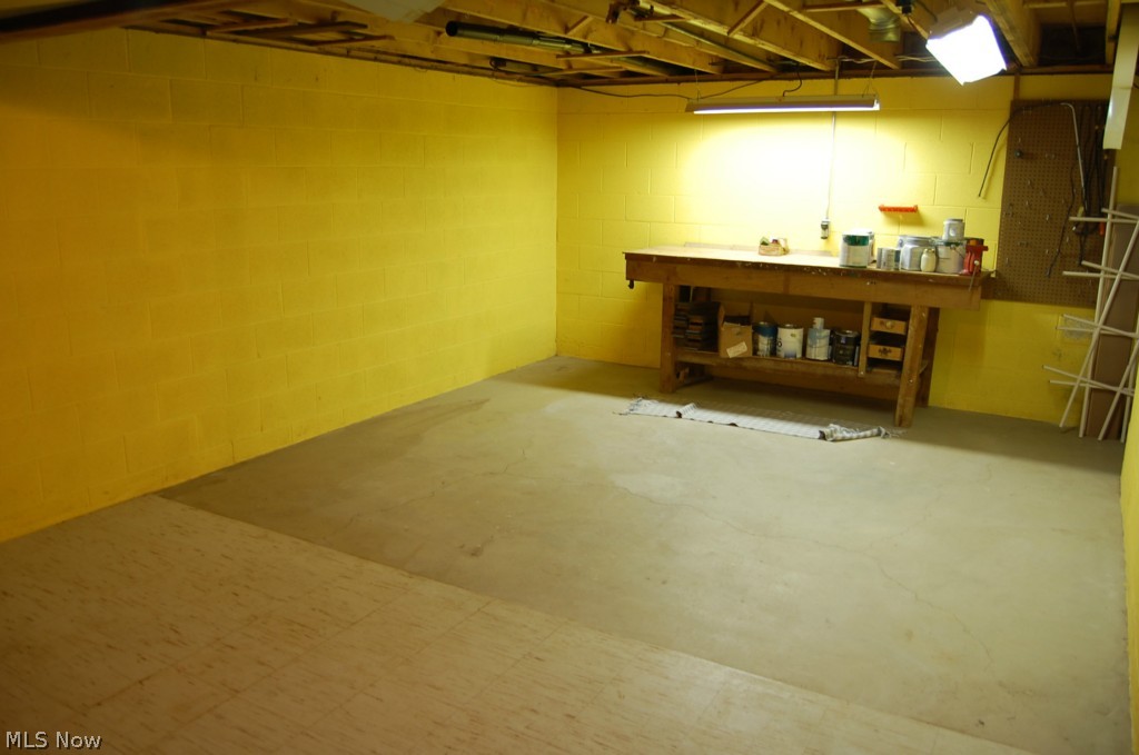 Royal-State 02 - Residential