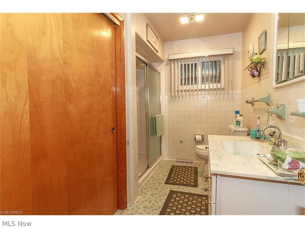 Jones S D - Residential Income