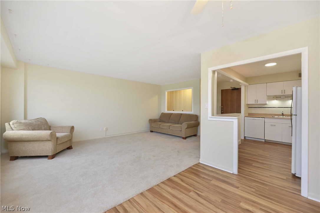 Marine Towers East - Residential Lease