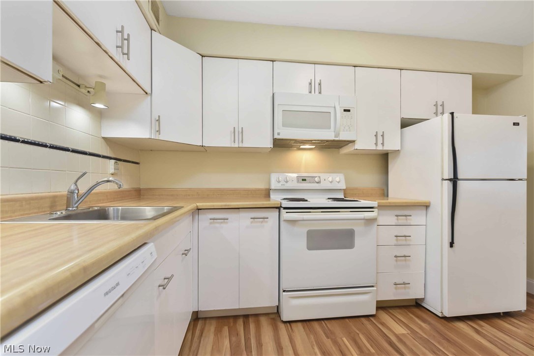 Marine Towers East - Residential Lease