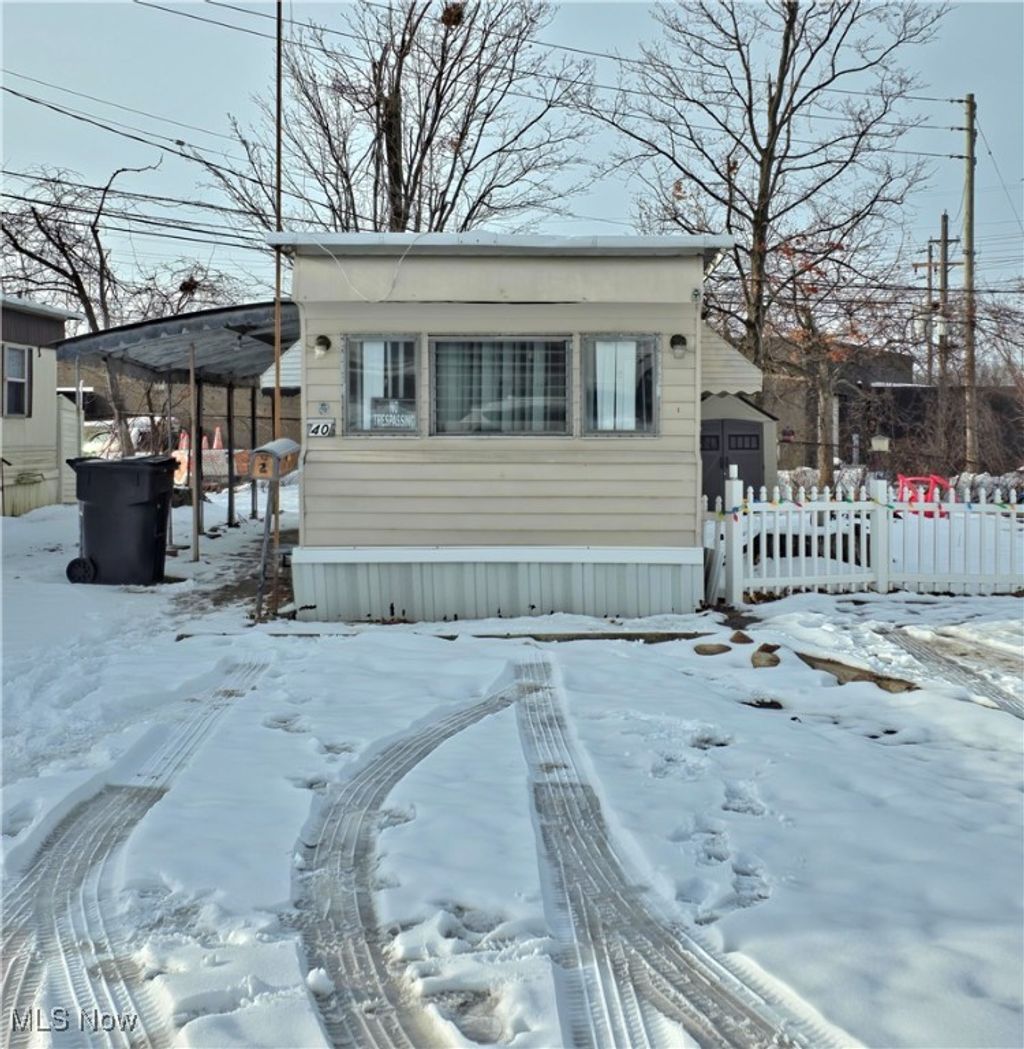 Photo of 30335 Euclid Avenue #40, Wickliffe, OH 44092 (MLS # 5179718)