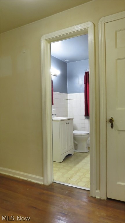 S H Kleinman Realty Cos Shake - Residential