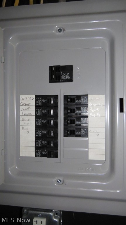 S H Kleinman Realty Cos Shake - Residential