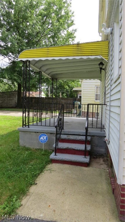 S H Kleinman Realty Cos Shake - Residential