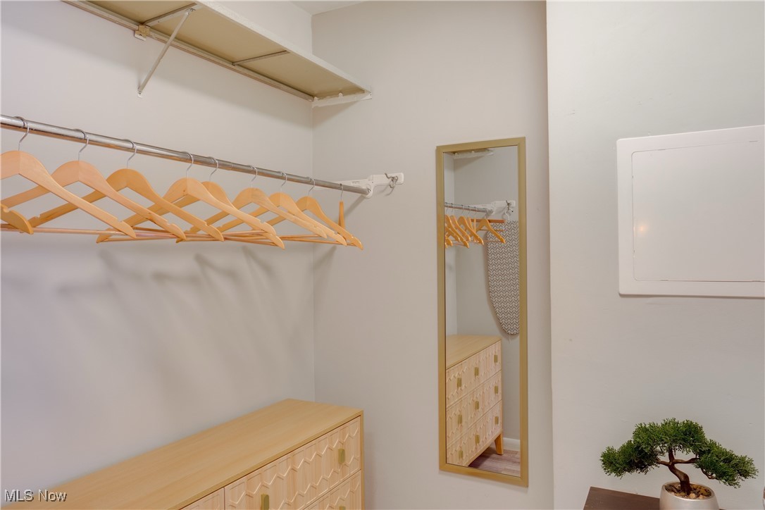 Marine Towers East Condo - Residential