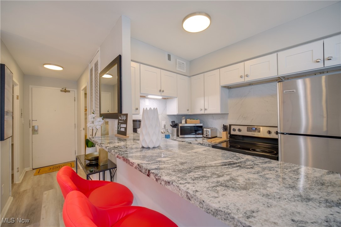 Marine Towers East Condo - Residential