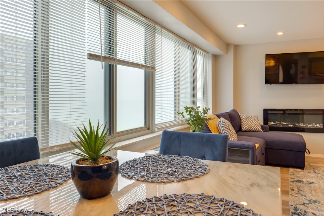 Marine Towers East Condo - Residential