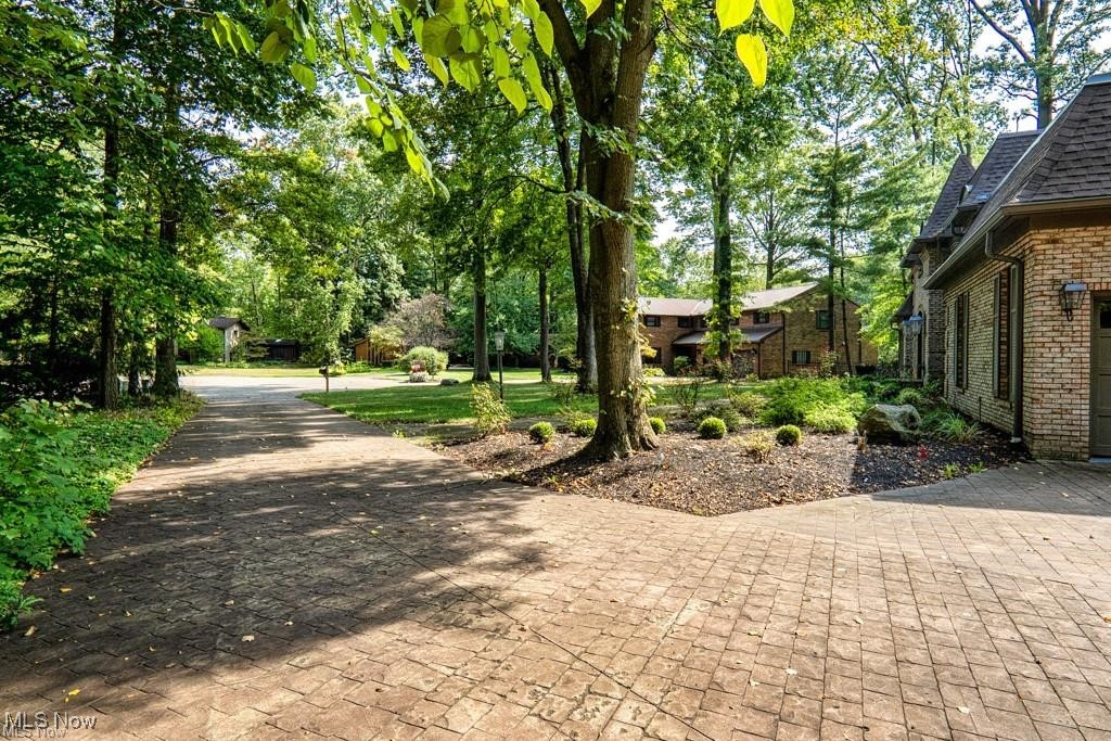 126 Quail Hollow Circle, Warren, Ohio image 41