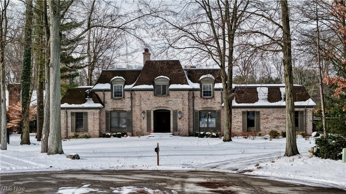 126 Quail Hollow Circle, Warren, Ohio image 2