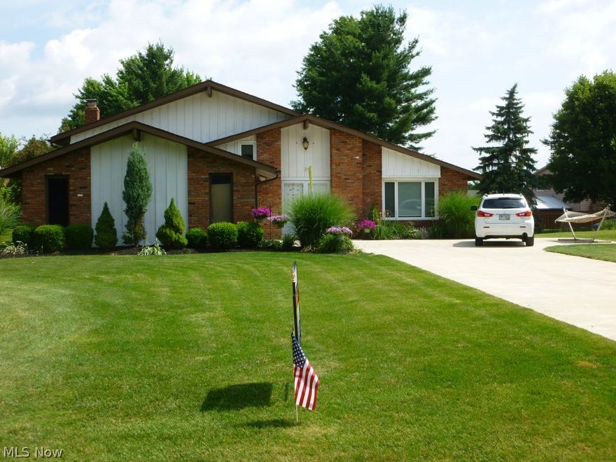 Outstanding move in ready "Deerfield Lake" rental that won't last. Completely updated with high end features and amenities! This fabulous 4 bedroom 2.5 bath, 2,476 sq. ft. split-level on a beautifully landscaped 0.77 acre cul-de-sac home site has a partial brick front with newer driveway, roof and Anderson low "E" glass windows. Meticulously maintained with all top of the line improvements. Kitchen remodeling includes: newer cabinets and pantry with roll out draws, granite counter tops, ceramic tile back splash, ceramic tile flooring. Culligan water system for touch faucet & ice maker, GE stainless steel: refrigerator, convection oven, stove, dishwasher, outside vented hood fan, wine cabinet and ceiling recessed lights. All 3 bathrooms remodeled including glamour master bath w/two bowl granite counter top, Jacuzzi jetted tub and shower. Fmly rm fireplace. New light fixtures & 7 ceiling fans. New LG washer & dryer. Playground, pool & lake.