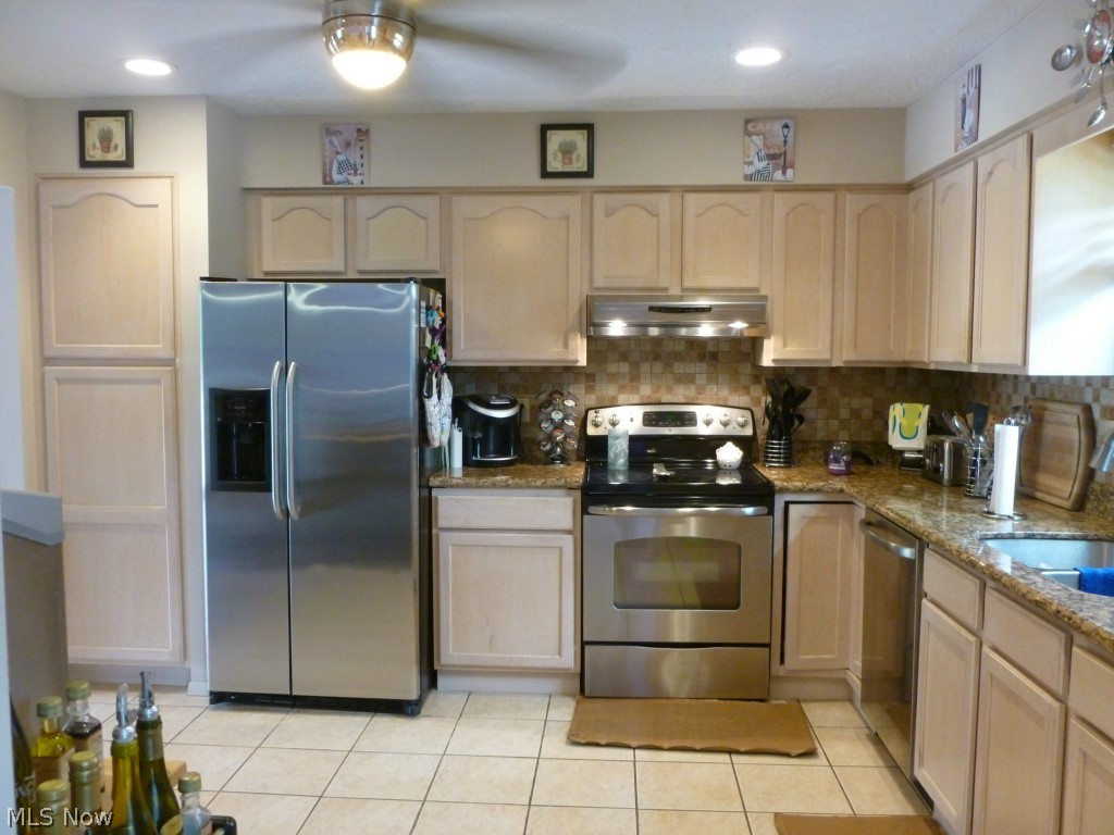 Deerfield Lake - Residential Lease