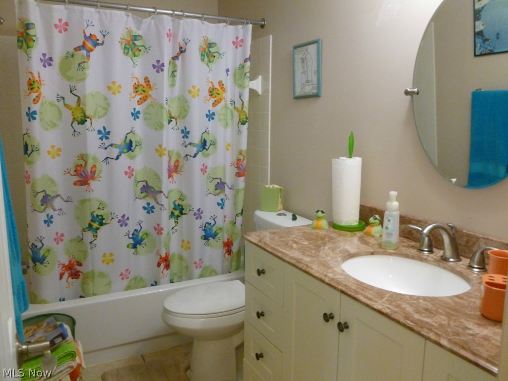 Deerfield Lake - Residential Lease