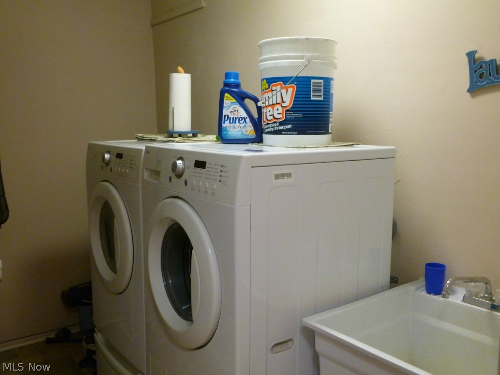 Deerfield Lake - Residential Lease