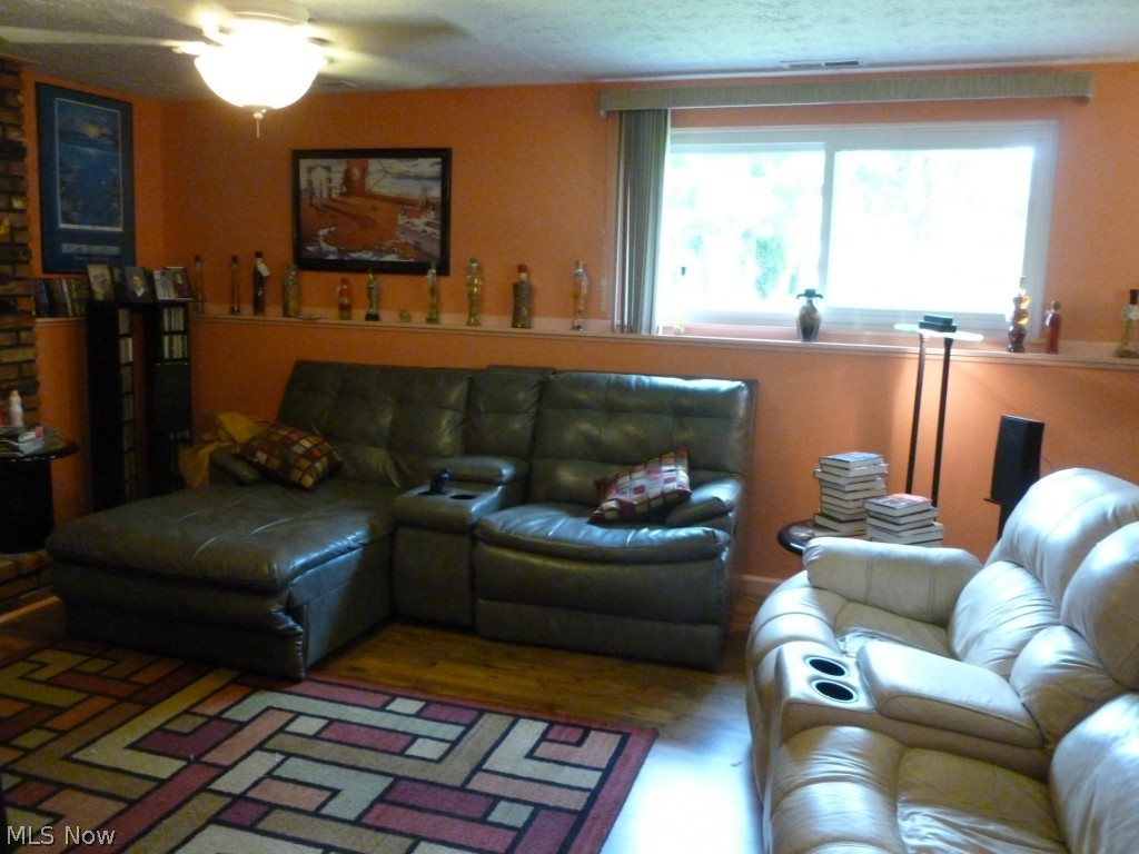 Deerfield Lake - Residential Lease