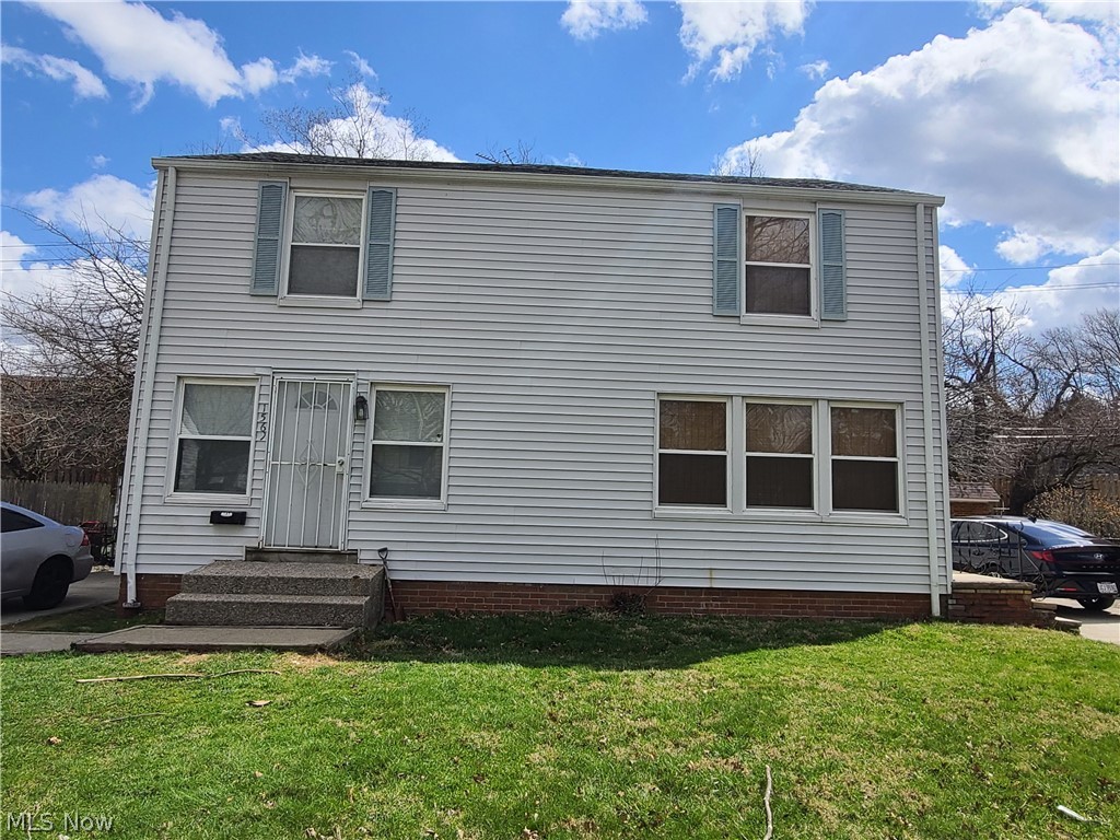 Great opportunity to own this income producing property in Euclid. This attached single home features two bedrooms and one bathroom. Large backyard with private driveway. Hurry to grab this one before it's gone!