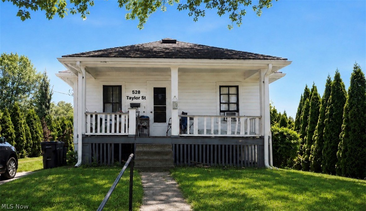 1942 Maple Avenue