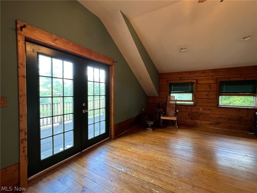 Restful Lake - Residential