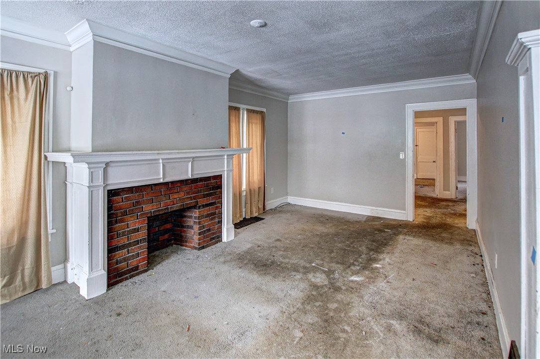 13812 Southview Avenue