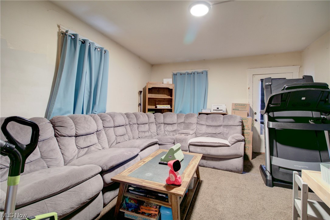 Dunbar Ruggles - Residential Income