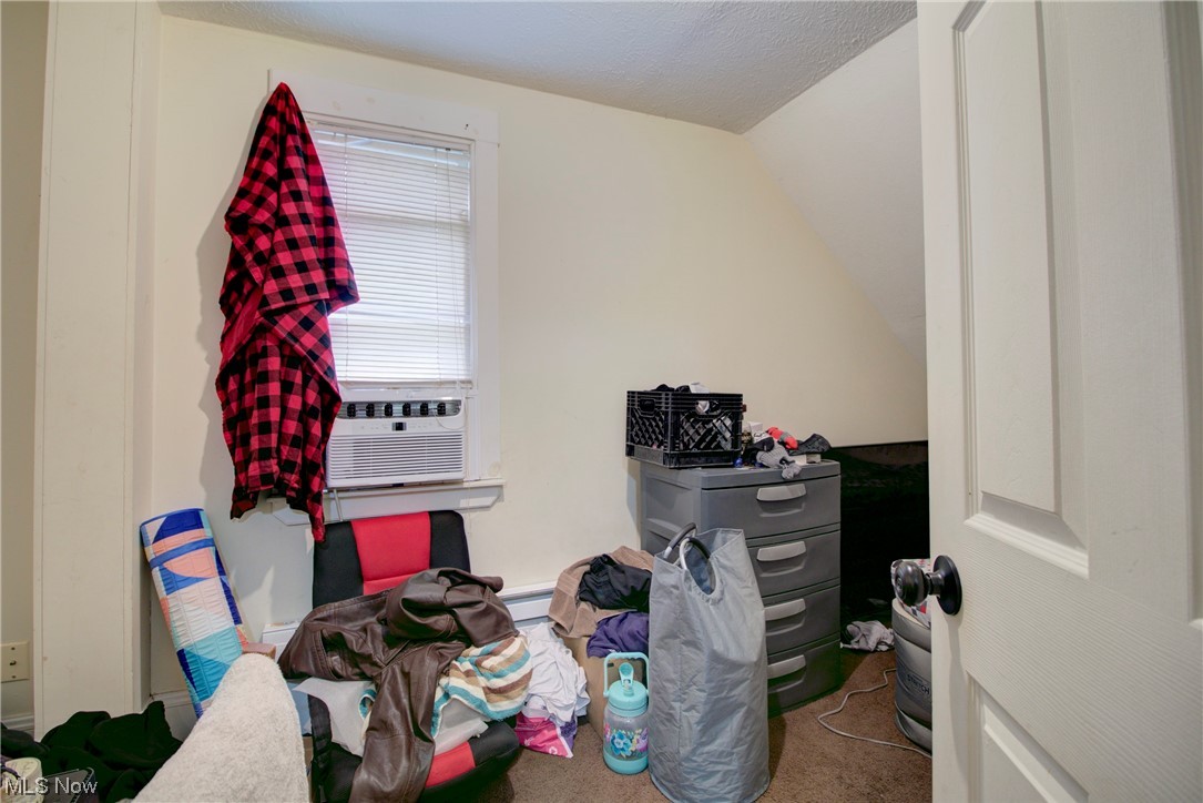 Dunbar Ruggles - Residential Income