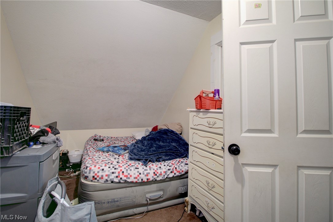 Dunbar Ruggles - Residential Income